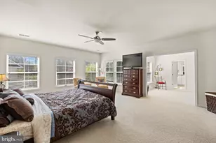 7153 Comrie Ct, Warrenton, VA 20187 - Photo 32