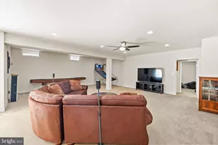 7153 Comrie Ct, Warrenton, VA 20187 - Photo 52