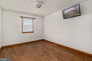 13220 Sillamon Rd, Goldvein, VA 22720 - Photo 8