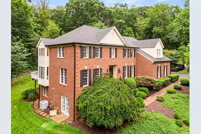 7534 Cannoneer Court E, Warrenton, VA 20186 - Photo 2