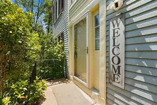 719 Arbor Ct, Warrenton, VA 20186 - Photo 2