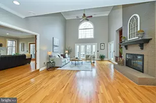 5828 Hunton Wood Dr, Broad Run, VA 20137 - Photo 12