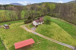 1901 Misty Mdws Ln, Markham, VA 22643 - Photo 50