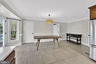 6026 Finchingfield Rd, Warrenton, VA 20187 - Photo 10