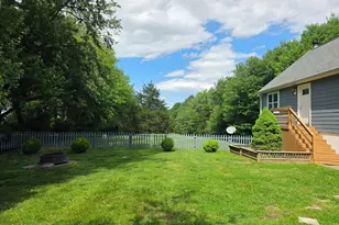 4402 Mountain Laurel Ln, Marshall, VA 20115 - Photo 4