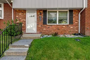 8609 Harrison Ct, Marshall, VA 20115 - Photo 1