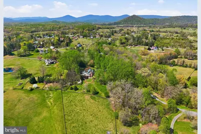 4722 S Cowpasture Lane S, Hume, VA 22639 - Photo 46