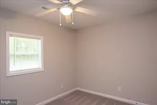 12350 Roselawn Ln, Midland, VA 22728 - Photo 20