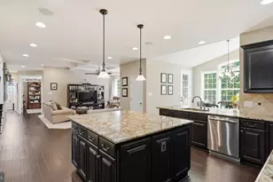 8025 Side Hill Dr, Warrenton, VA 20187 - Photo 16