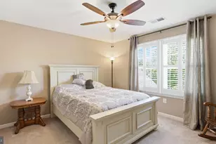 8025 Side Hill Dr, Warrenton, VA 20187 - Photo 40