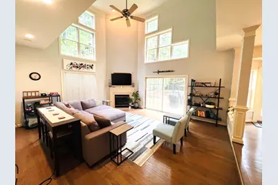 5709 Greenview Lane, Warrenton, VA 20187 - Photo 2