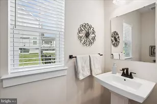 8016 International Dr, Warrenton, VA 20187 - Photo 14