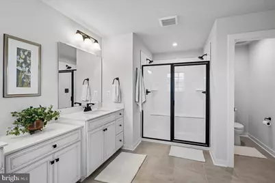 8016 International Drive, Warrenton, VA 20187 - Photo 20