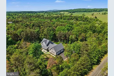 6009 Old Bust Head Rd, Broad Run, VA 20137 - Photo 4