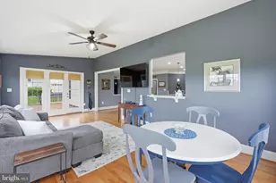 7424 Edington, Warrenton, VA 20187 - Photo 16