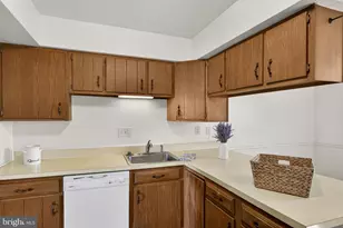52 Leeds Ct, Warrenton, VA 20186 - Photo 12