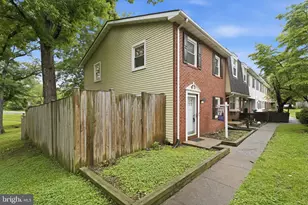 4517 Appledale Ct, Marshall, VA 20115 - Photo 2