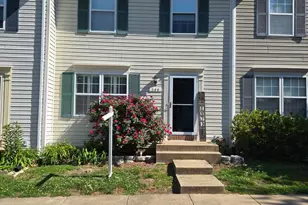 544 Highland Towne Ln, Warrenton, VA 20186 - Photo 2
