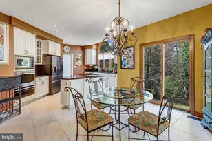 7929 Wellington Dr, Warrenton, VA 20186 - Photo 8