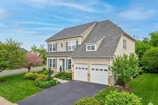 7153 Comrie Ct, Warrenton, VA 20187 - Photo 2