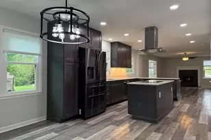 7033 Westmoreland Dr, Warrenton, VA 20187 - Photo 6