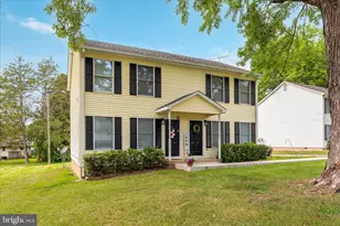 208 Rappahannock Street N, Remington, VA 22734 - Photo 2