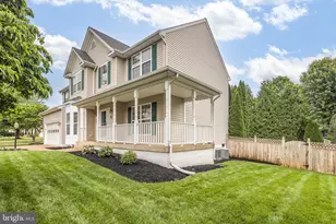 242 Fox Chase St, Warrenton, VA 20186 - Photo 4
