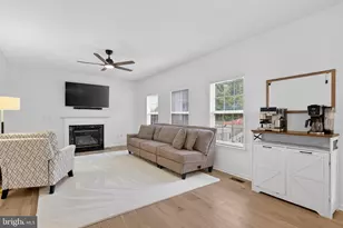 242 Fox Chase St, Warrenton, VA 20186 - Photo 24