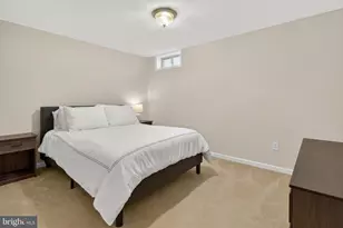242 Fox Chase St, Warrenton, VA 20186 - Photo 50