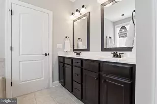 8046 Side Hill Dr, Warrenton, VA 20187 - Photo 24