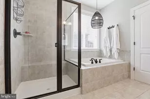 8046 Side Hill Dr, Warrenton, VA 20187 - Photo 26
