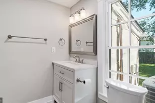 105 E Washington St, Remington, VA 22734 - Photo 10