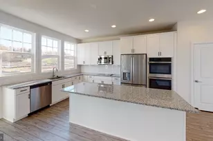 8665 Anderson Ave, Marshall, VA 20115 - Photo 4