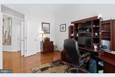 7153 Comrie Court, Warrenton, VA 20187 - Photo 12