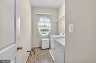 7153 Comrie Ct, Warrenton, VA 20187 - Photo 42