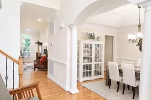 6743 Breezy Dr, Warrenton, VA 20187 - Photo 2
