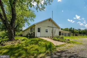 9253 Cliff Mills Rd, Warrenton, VA 20186 - Photo 6