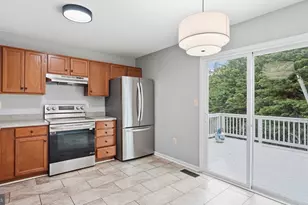 526 Highland Towne Ln, Warrenton, VA 20186 - Photo 14