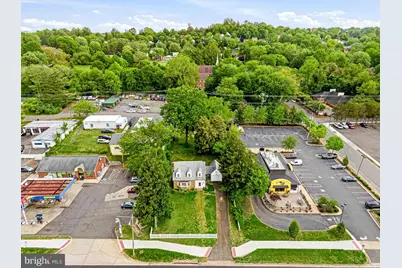 109 Broadview Avenue, Warrenton, VA 20186 - Photo 2