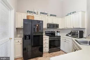 210 Fernwood Pl, Warrenton, VA 20186 - Photo 16