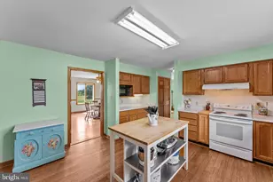 11889 Cemetery Rd, Remington, VA 22734 - Photo 18