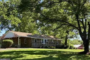 5383 Casanova Rd, Warrenton, VA 20187 - Photo 2