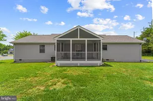 11737 Battle Ridge Dr, Remington, VA 22734 - Photo 4