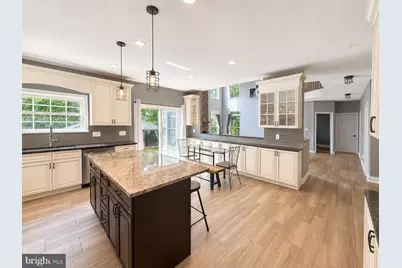 7164 N Crest Court, Warrenton, VA 20187 - Photo 8