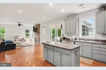 4056 Shrayer Court, Warrenton, VA 20187 - Photo 8