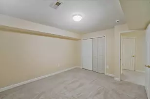 233 N View Cir, Warrenton, VA 20186 - Photo 20
