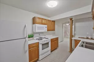 233 N View Cir, Warrenton, VA 20186 - Photo 24