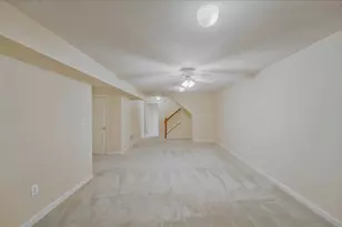 233 N View Cir, Warrenton, VA 20186 - Photo 26