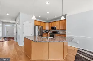 7366 Trundle Ct, Warrenton, VA 20187 - Photo 8