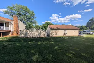 4586 Hillside Ct, Warrenton, VA 20187 - Photo 4